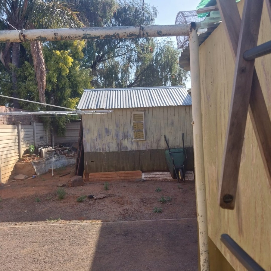 7 Bedroom Property for Sale in Carters Glen Northern Cape
